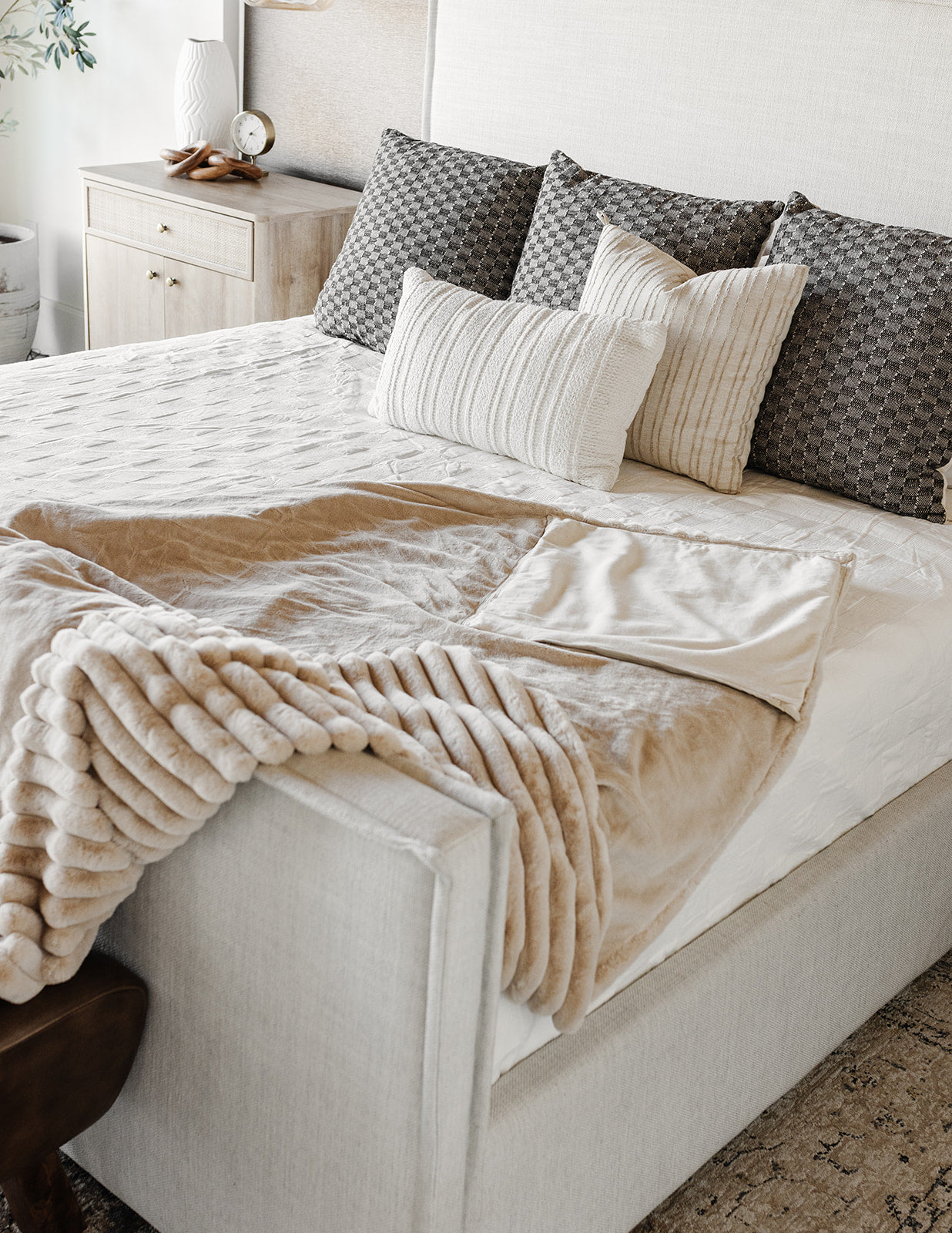 Cream + Beige Textured Stripe | 19x19 Bothro