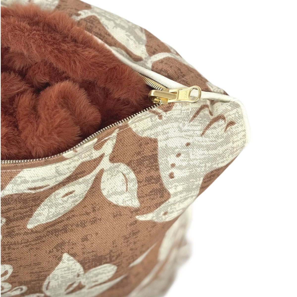 Terra Cotta Branch & Bird | 20x20 Bothro (Discounted for tight zipper)