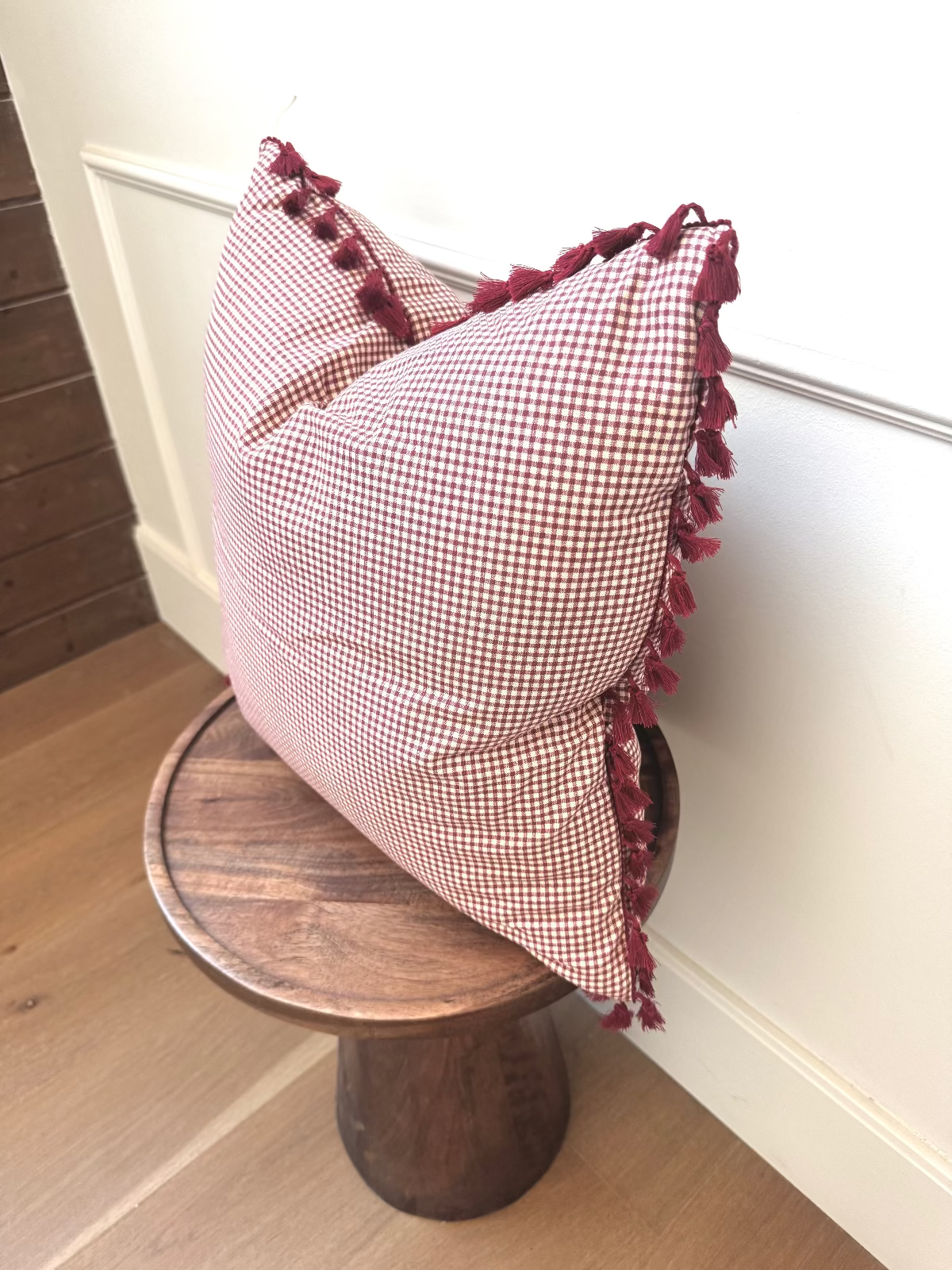*New!* Dark Red Gingham | 19x19 Bothro