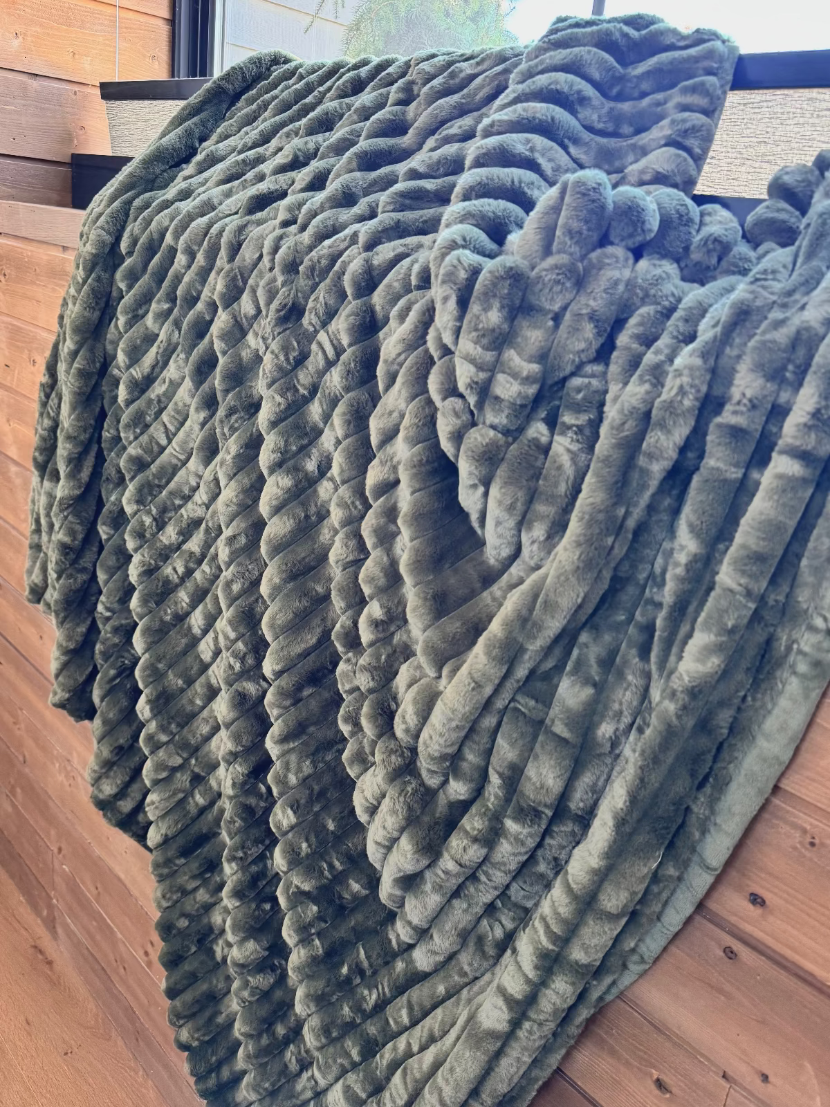 *New!* Beige + Taupe Stripe w/ Fringe | 19x19 Bothro